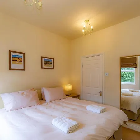 Park Crescent *