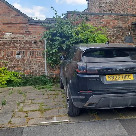 Apartment Park Crescent